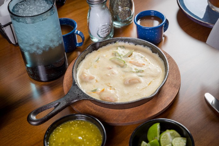 Shrimp Chile con Queso