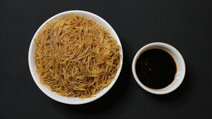 Thin Rice Noodles with Teriyaki  Sauce🍜