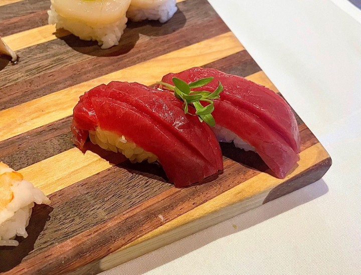 Maguro Nigiri