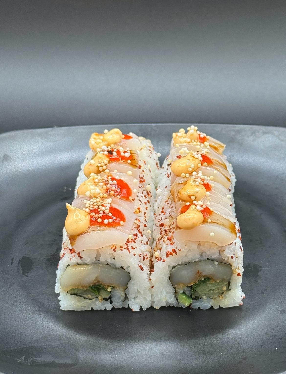 Spicy Scallop Pearl Roll