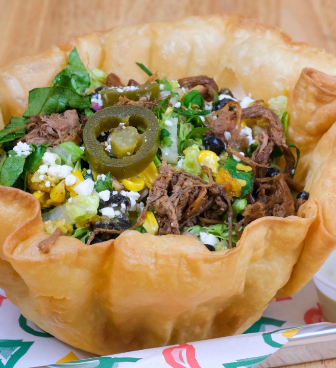 Beef Barbacoa Tostada Bowl (Barbacoa de Reys)