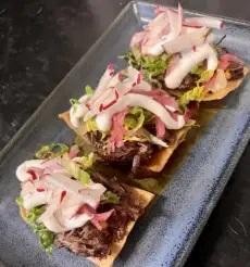 Tostadas De Carne