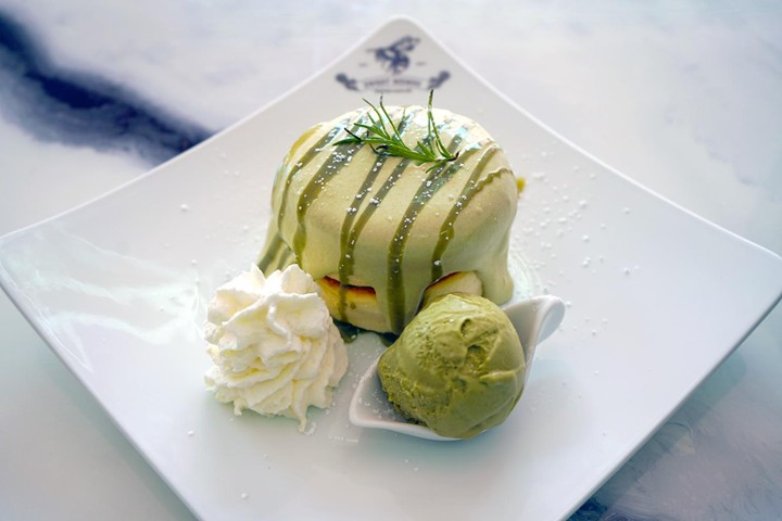 O2. Matcha Soufflé Pancake