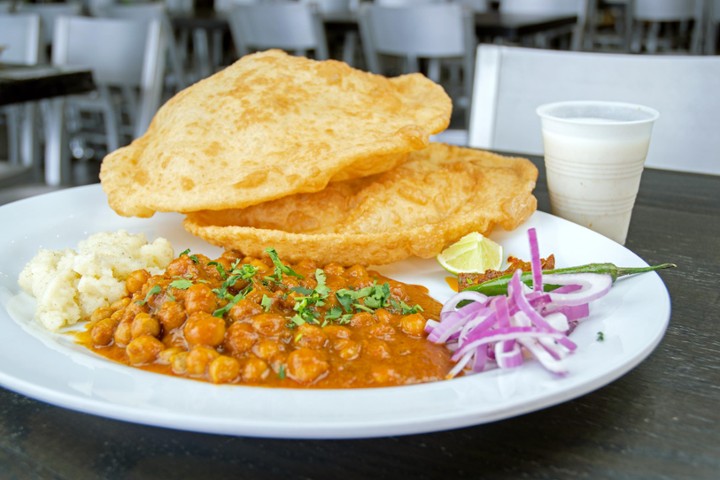 Chole Puri