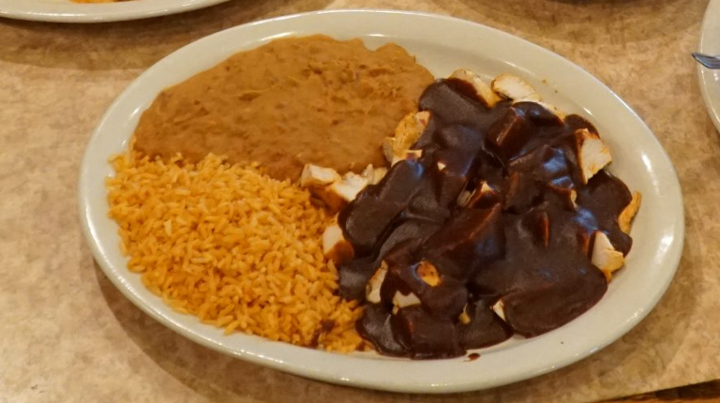 Pollo con Mole