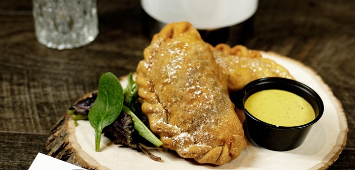 Beef Empanada (02 Units)