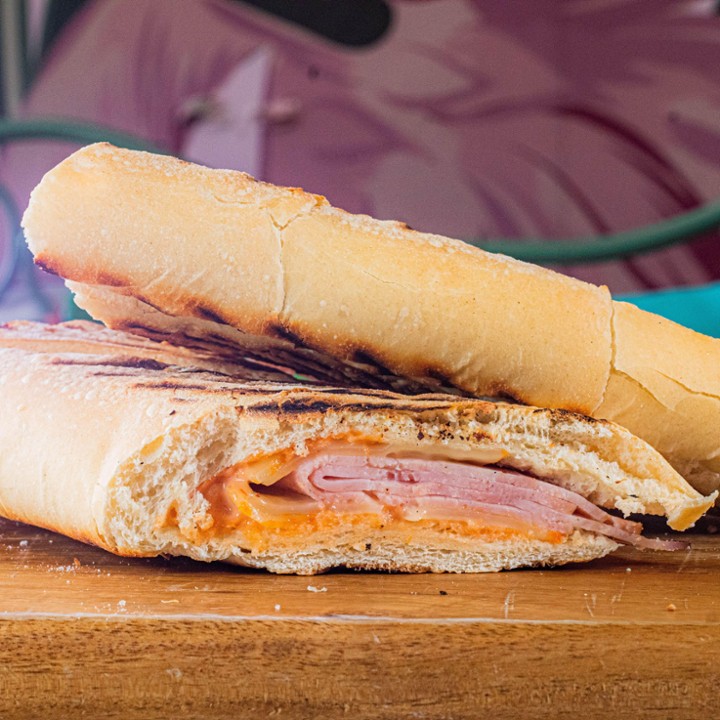 HAM & CHEESE BAGUETTE