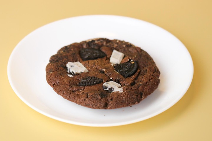 Cookies & Cream Cookie