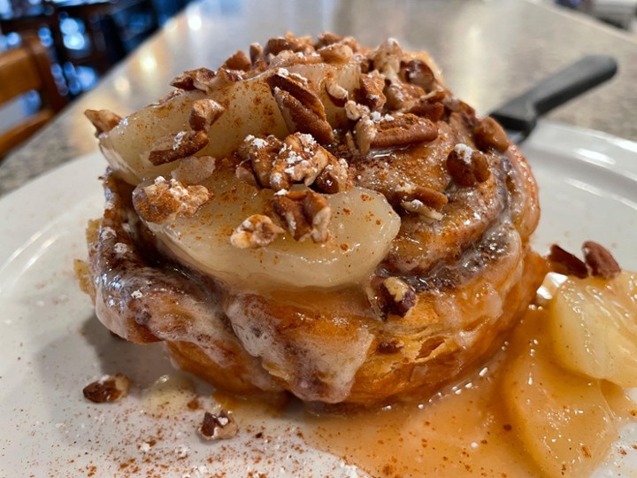 Apple Cinnamon Roll