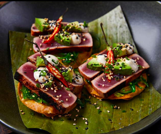 Tuna Tataki Tostadas