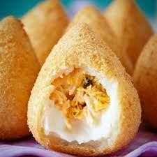 Coxinha com Catupiry / Chicken Fried Ball with Catupiry Cheese