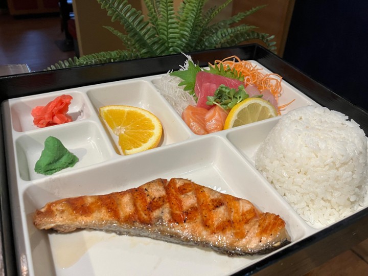 Lunch Sashimi Bento Box