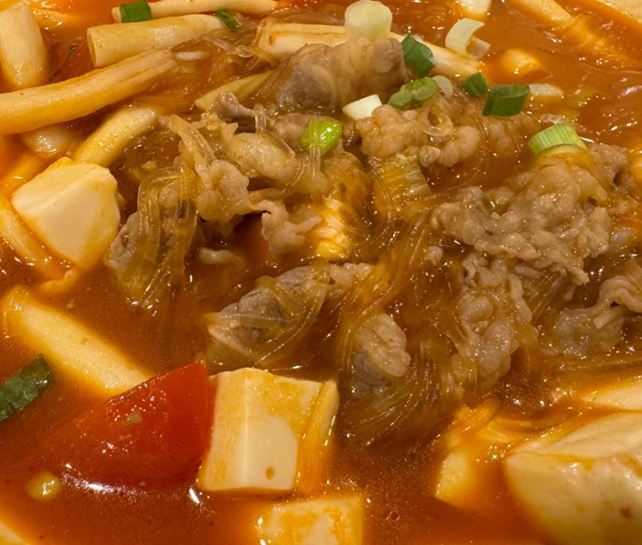 Beef Tomato Broth Noodle Soup 番茄肥牛粉丝