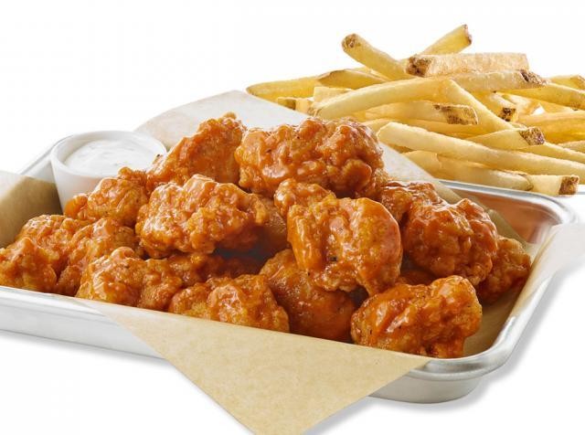 Boneless Wings & Fries