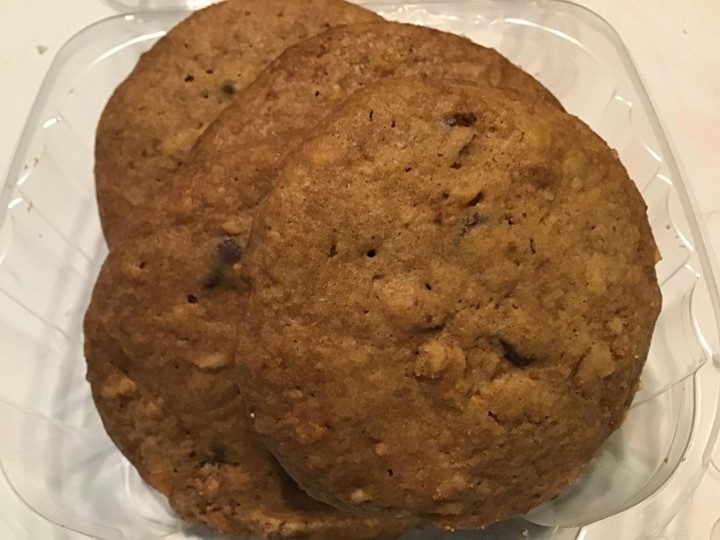 Chocolate Chip Walnut Cookies