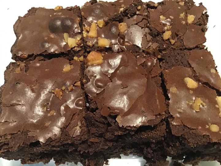 Macadamia Nut Chocolate Brownies