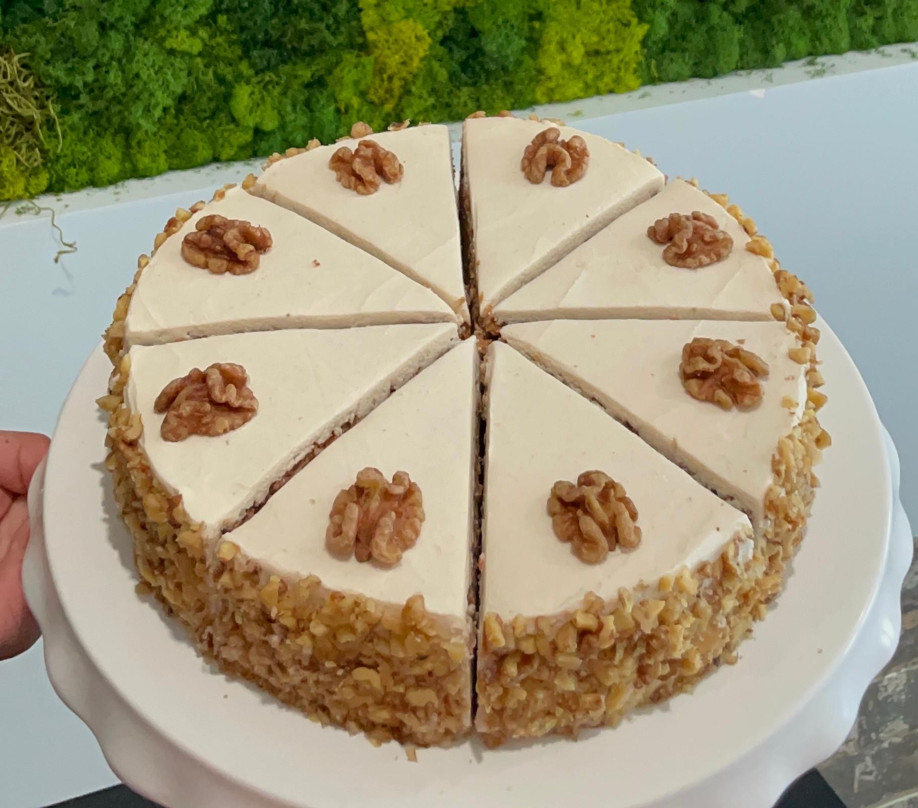 CARROT CAKE DOUBLE LAYER