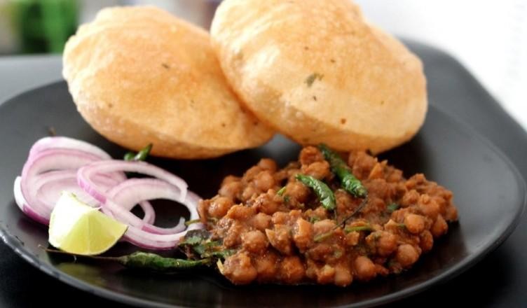 Poori Choley