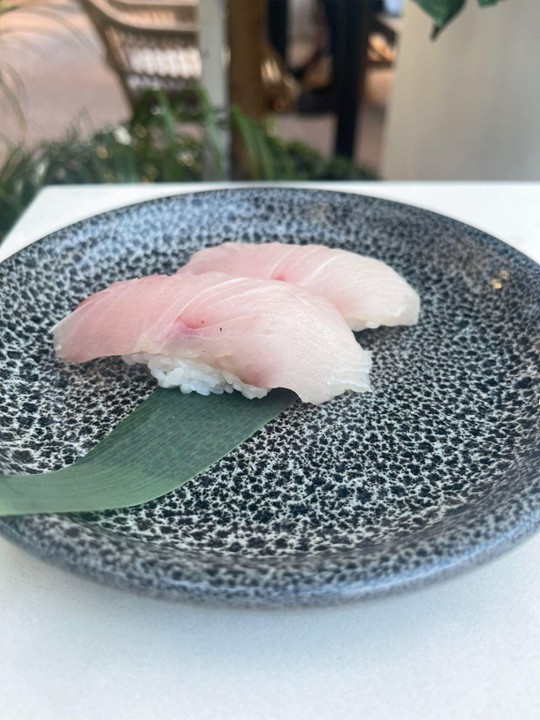 Yellowtail Nigiri