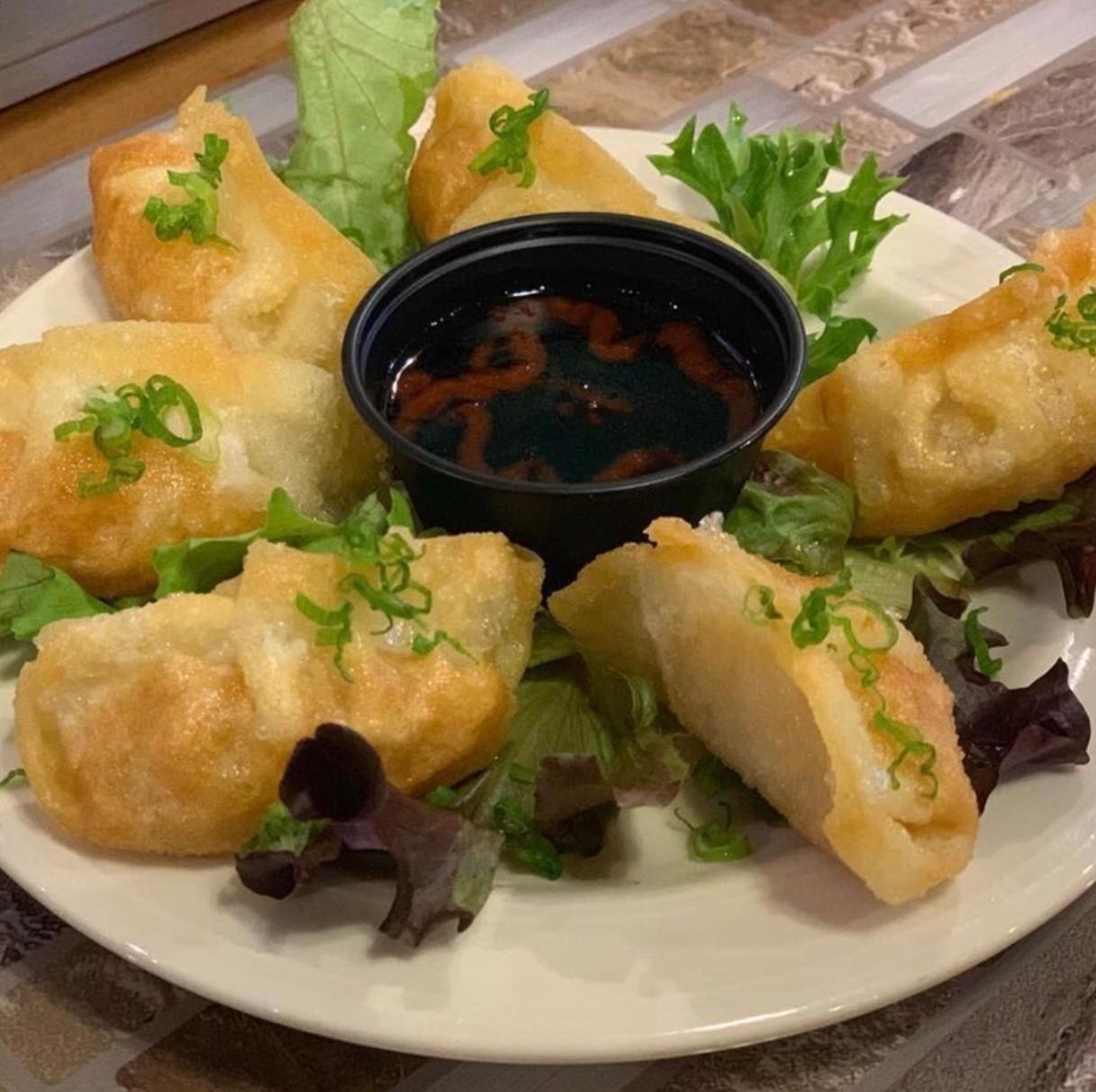 Fry Shrimp Dumpling  ( 8 pcs )