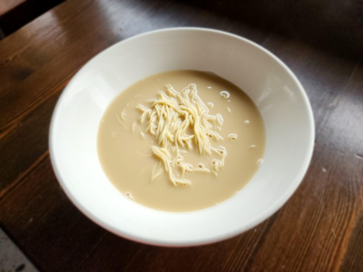 Kake tonkotsu shiro ramen