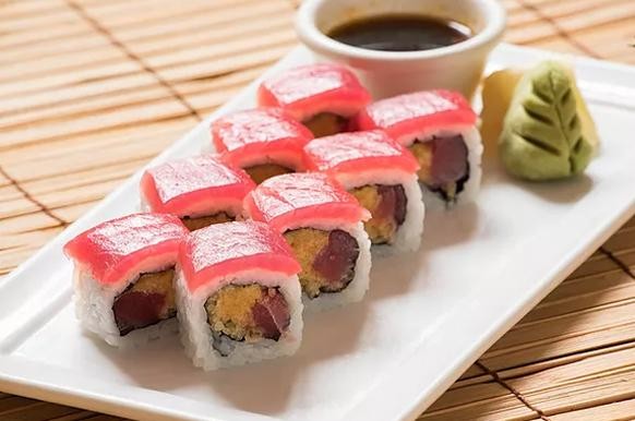 Kimchee Tuna Roll