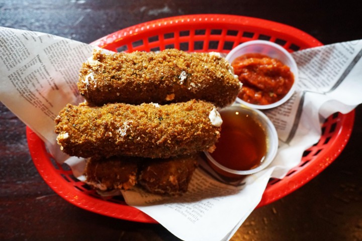 Fried Mozzarella Sticks