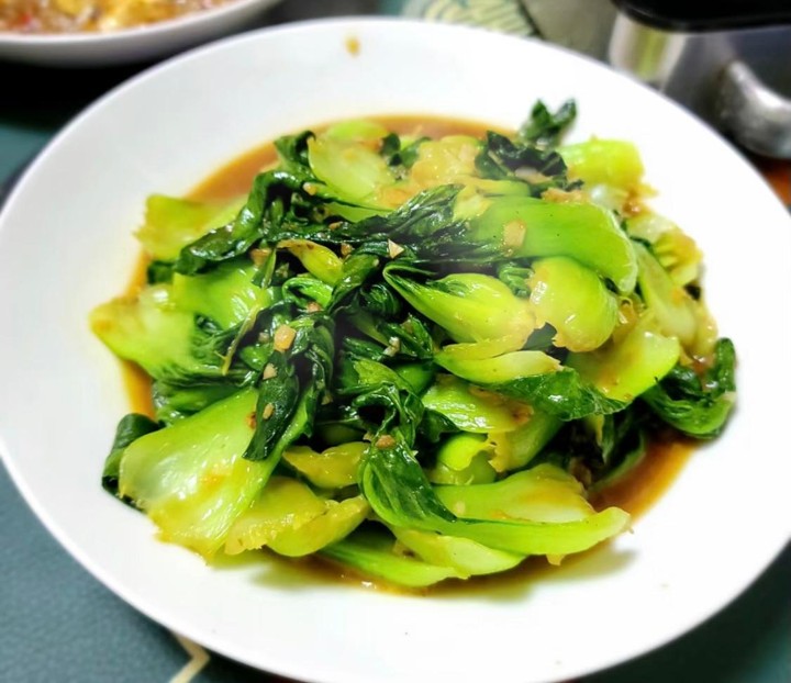 Garlic Stir Fried Bok Choy 蒜蓉上海青