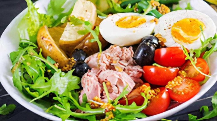 Tuna Nicoise Salad