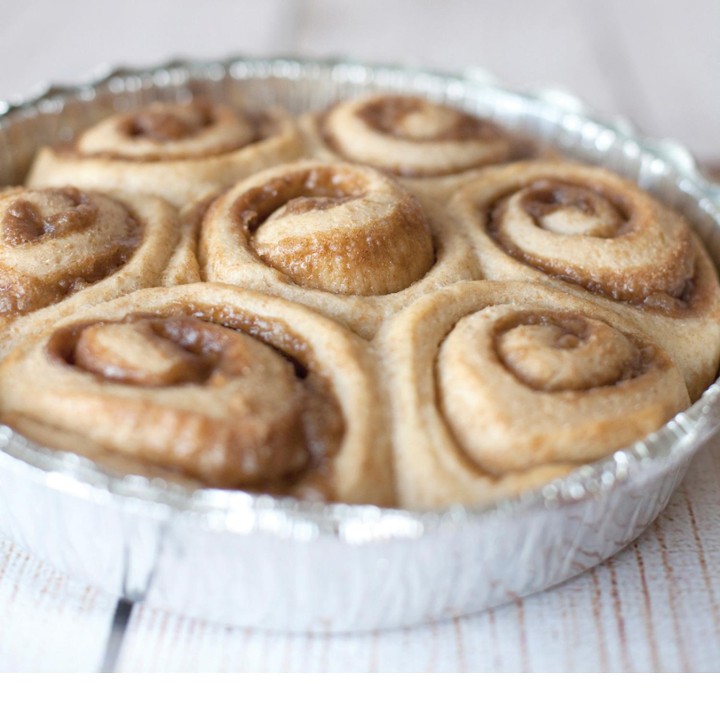 Cinnamon Roll Tin