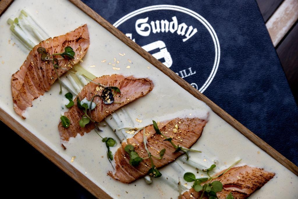 SALMON TATAKI