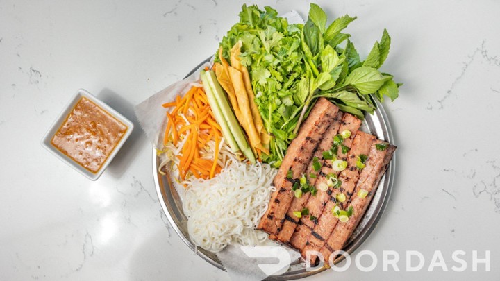 #10 Nem Nuong | Grilled Pork Sausage*