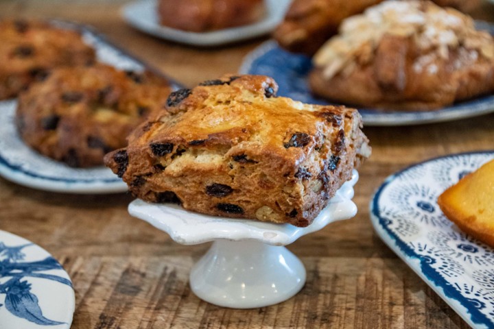 SCONE RAISIN WALNUT