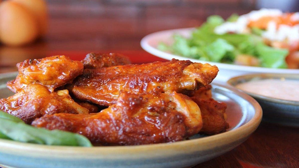 Oven-baked wings