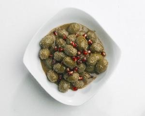 Zeytoon Parvardeh(Marinated olive)