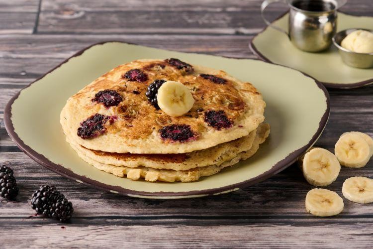 Gluten-Free Blackberry Banana Pancakes