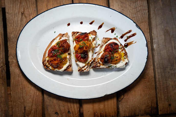 CHARRED TOMATO TOAST