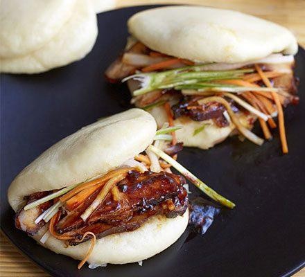 Bánh Bao Kẹp – Folded Bao Buns