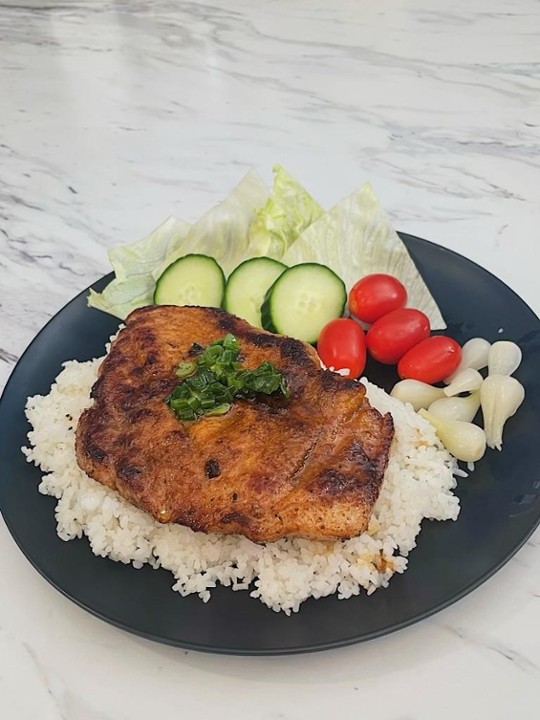Com Tam Suon Nuong - Grilled Pork Chop with Rice