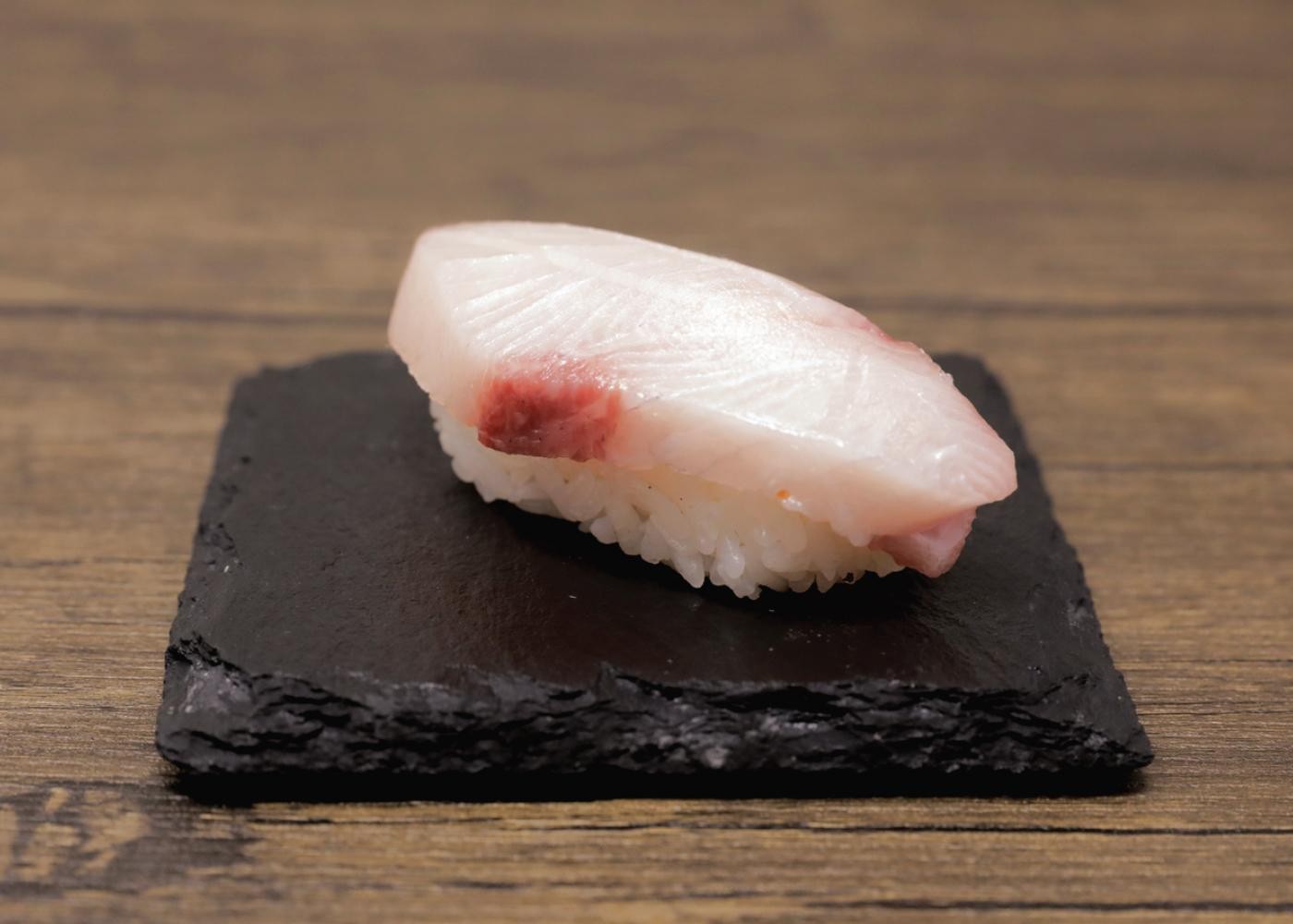 yellowtail tuna sushi