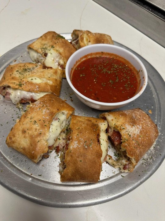 Large Pepperoni Stromboli