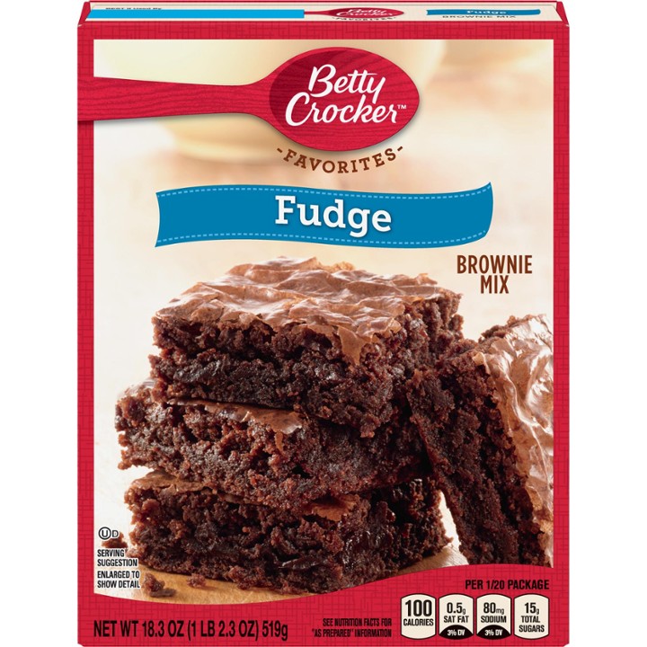 Betty Crocker Traditional Chewy Fudge Brownie Family Size Mix - 18.3 Ounces