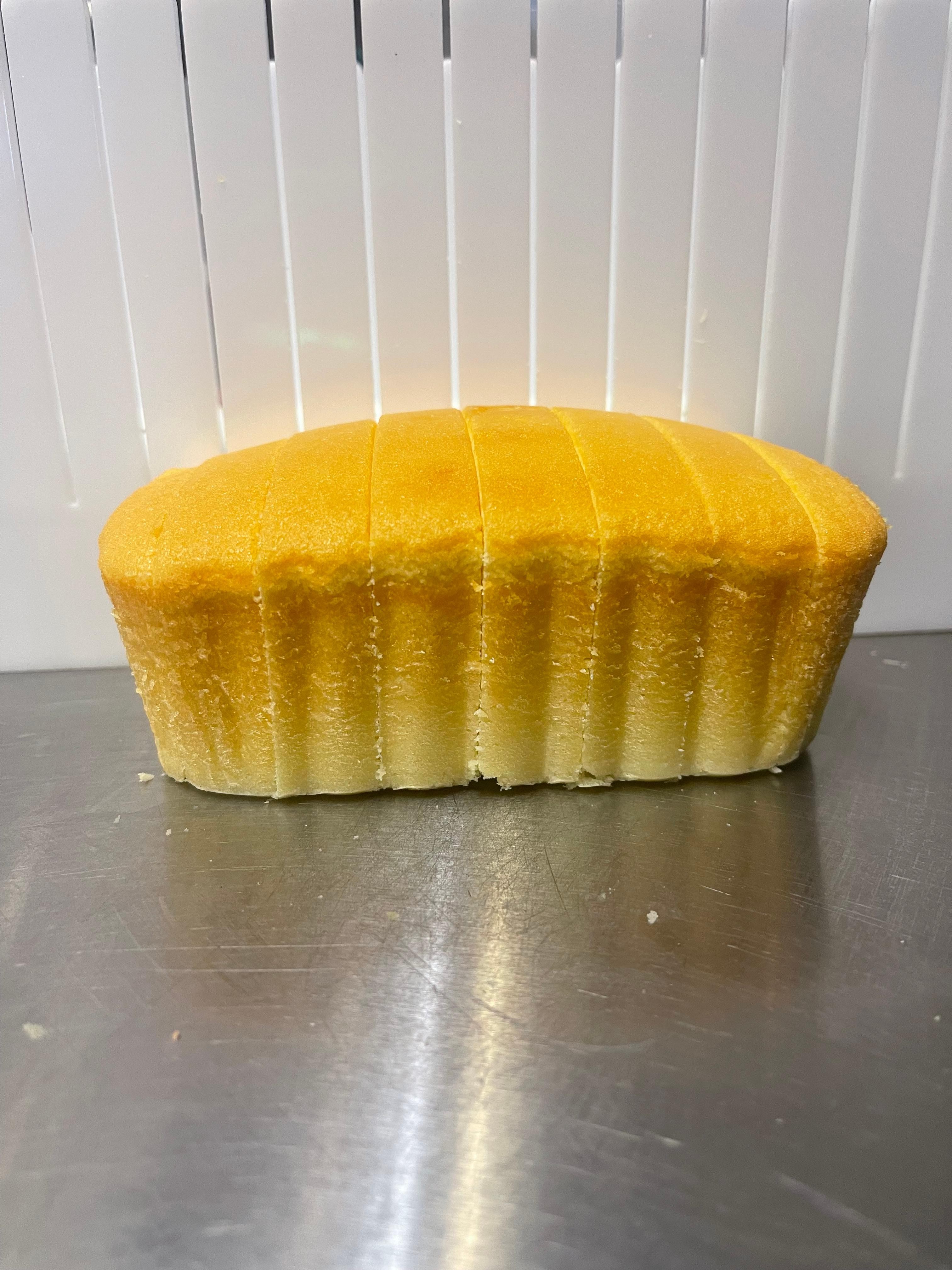 Small loaf Vanilla buttercake