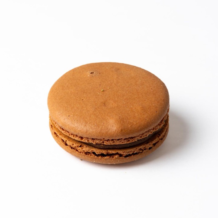 Caramel Macaron