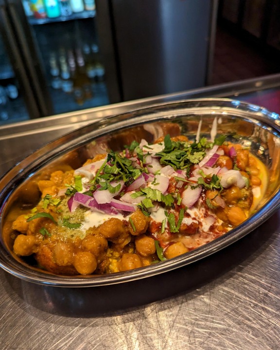 Aloo Tikki Chaat