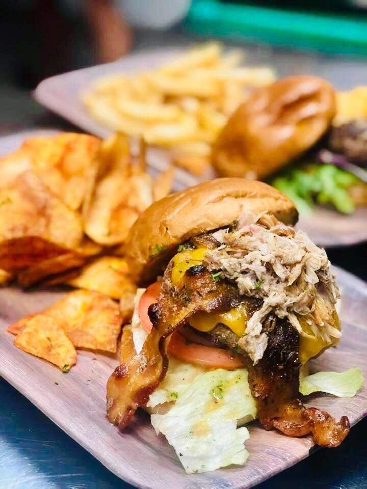 The District.33 Burger