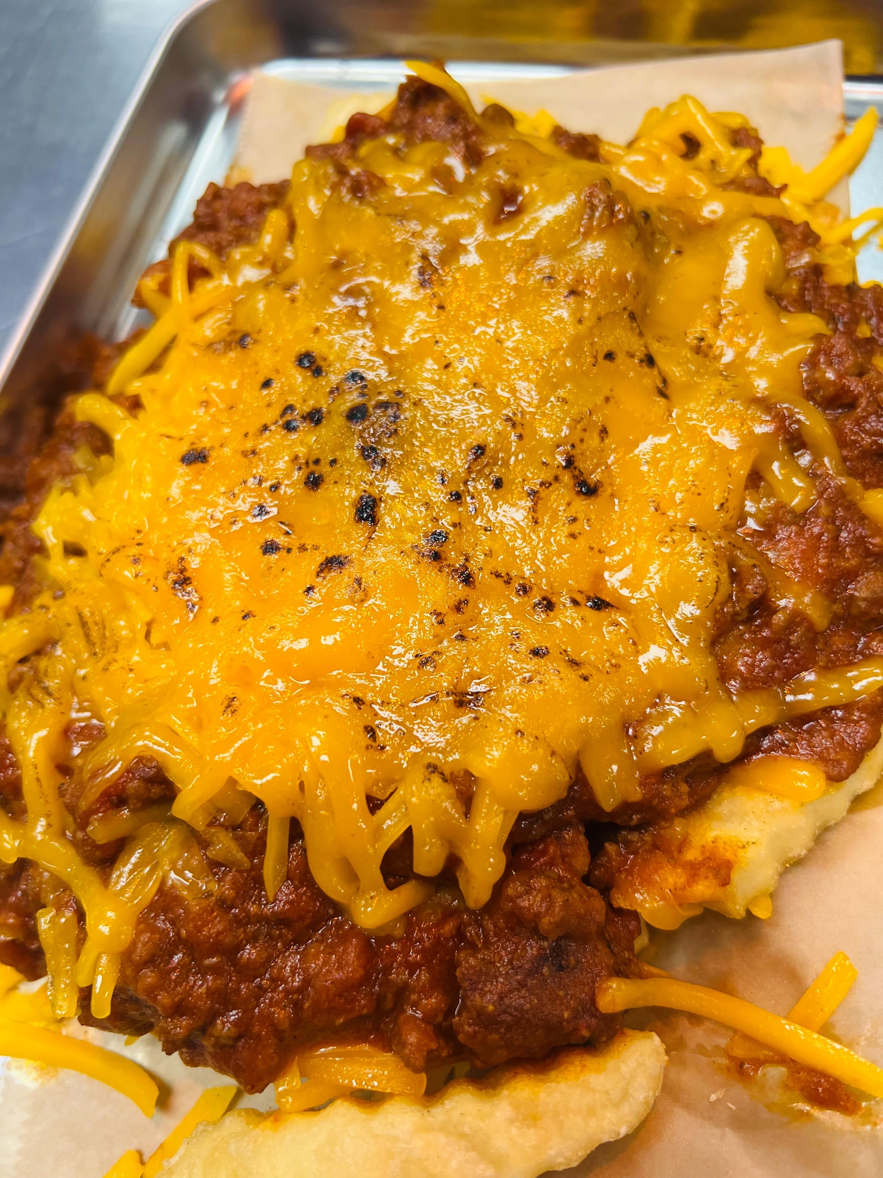 Le Chili Cheese Fries