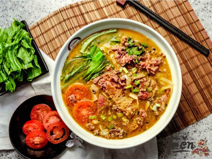 D2.Beef Tripe Laoyou Rice Noodle Soup