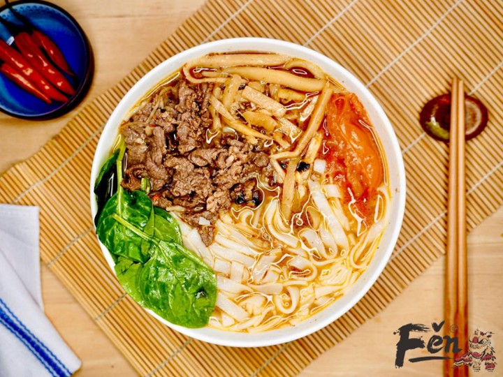 D1.Beef Laoyou Rice Noodle Soup