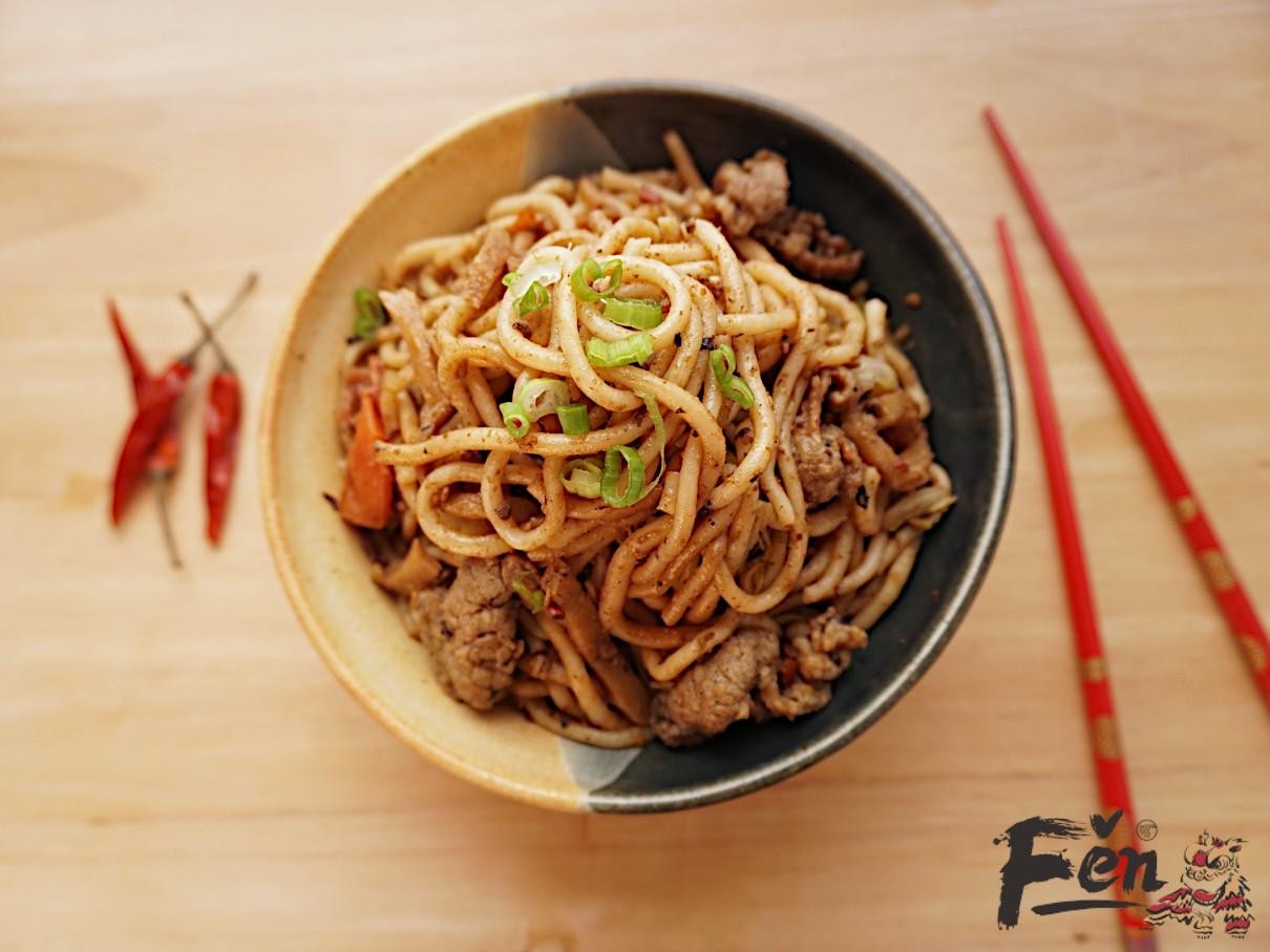 D3.Stir-fried Beef Laoyou Rice Noodle